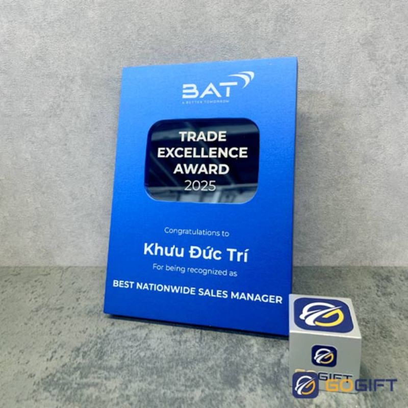 Bảng vinh danh kim loại cao cấp