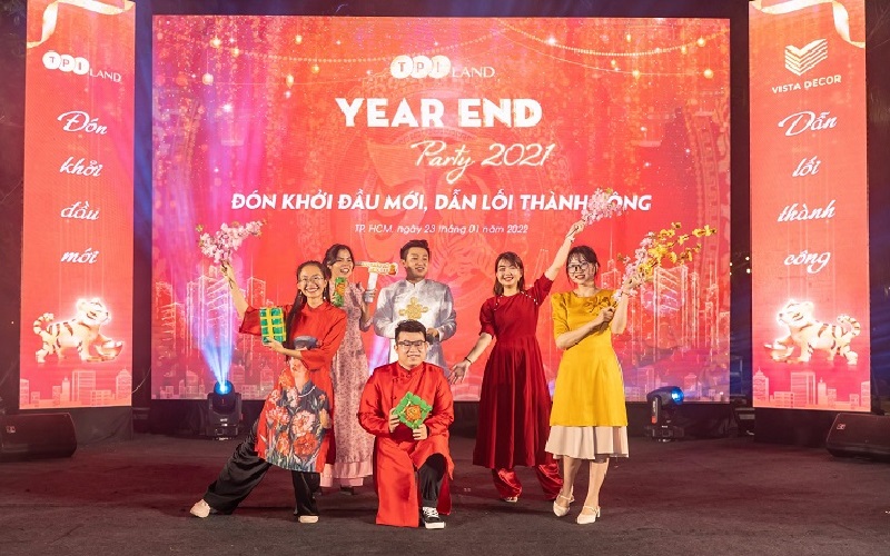 Year End Party là sự kiện quan trọng dịp cuối năm