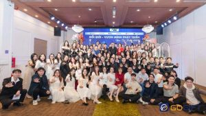 Year End Party là gì? Có những hạng mục nào để chuẩn bị cho tiệc cuối năm?