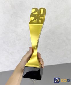 Cúp thiết kế xoắn 2026