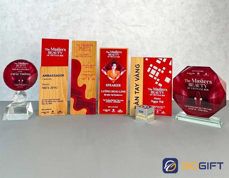 Tìm hiểu về các chất liệu làm kỷ niệm chương ngành làm đẹp 